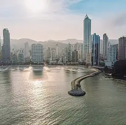 Molhe da Barra Norte - Novo ponto tur�stico de Balne�rio Cambori�